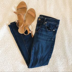 American Eagle Super Stretch Blue Skinny Jeans